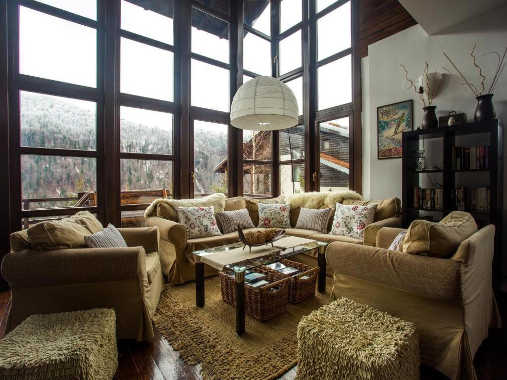 Casa Ferica Villa Азуга Екстериор снимка
