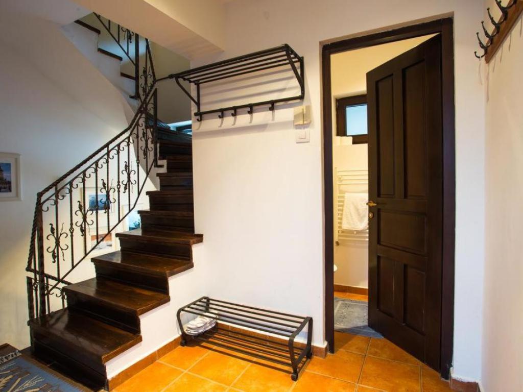 Casa Ferica Villa Азуга Екстериор снимка