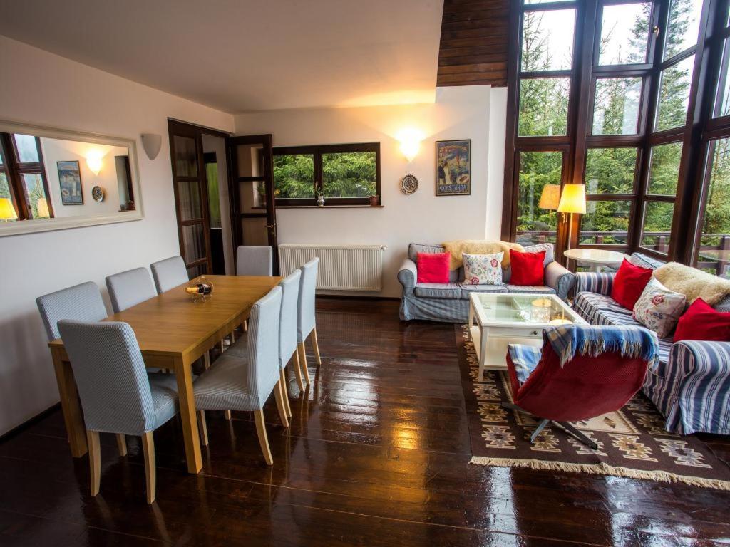 Casa Ferica Villa Азуга Екстериор снимка