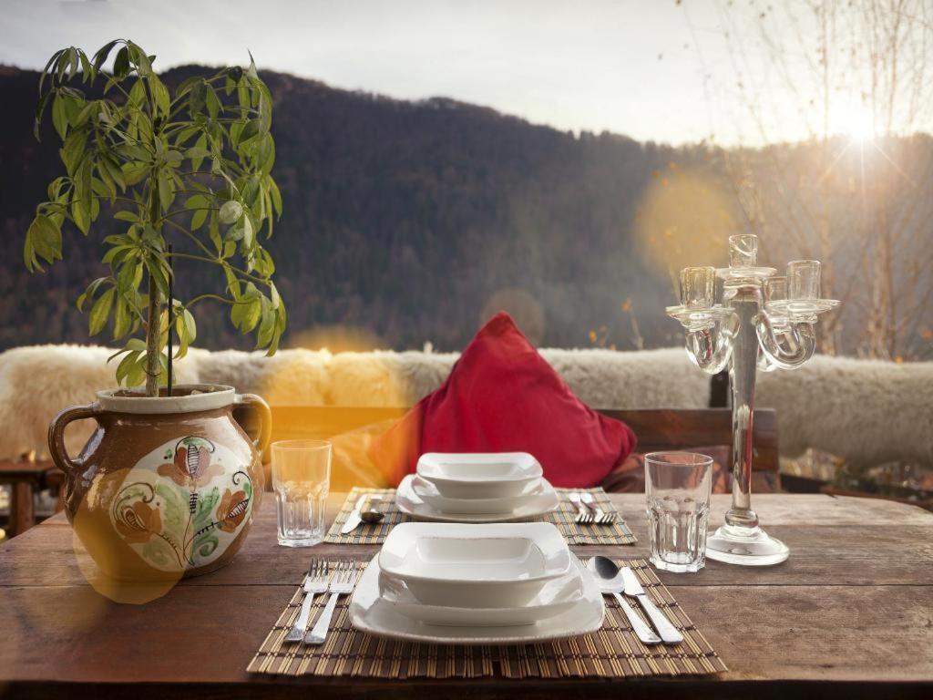Casa Ferica Villa Азуга Екстериор снимка